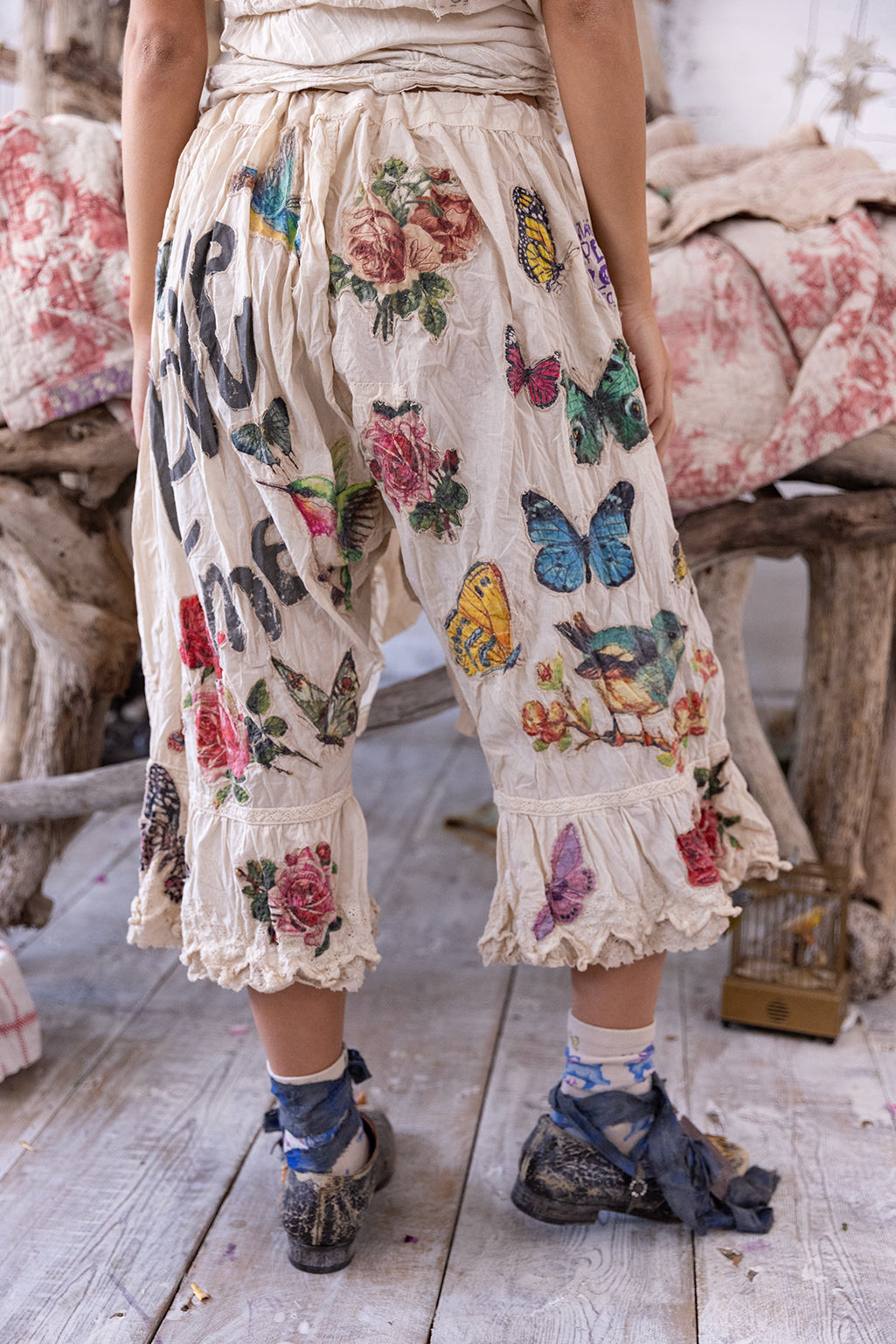 Magnolia Pearl Gardener Love More Bloomers 217 - Moonlight