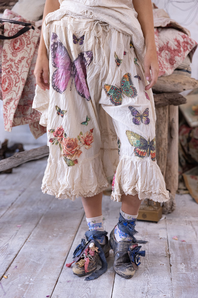 Magnolia Pearl Gardener Love More Bloomers 217 - Moonlight