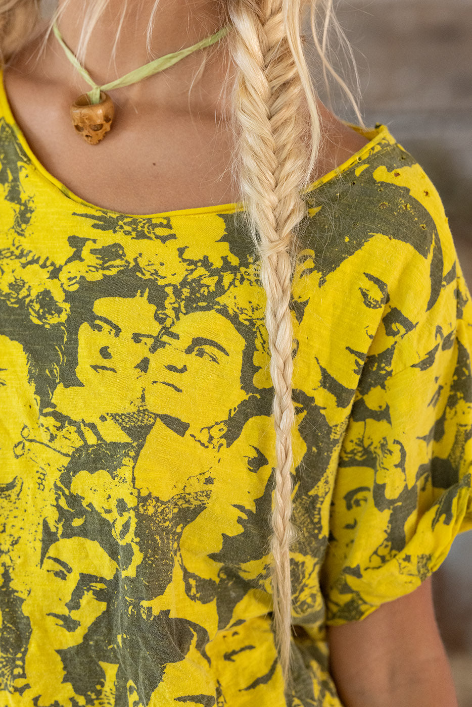 Magnolia Pearl Mural Frida Tee 2068 - Electric Sunflower