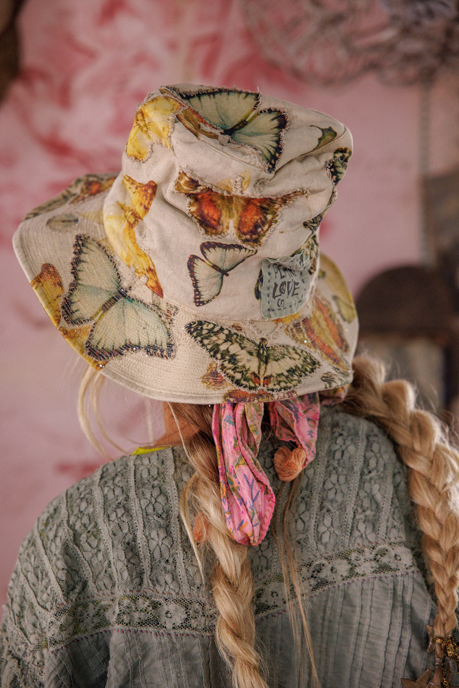 Magnolia Pearl Butterfly Appliqué Hat 011