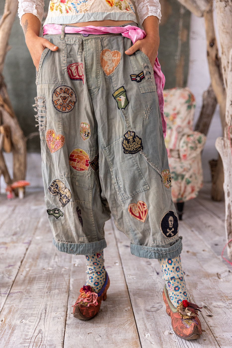 Magnolia Pearl Embroidered Patch Joni Trousers 772 - Peace