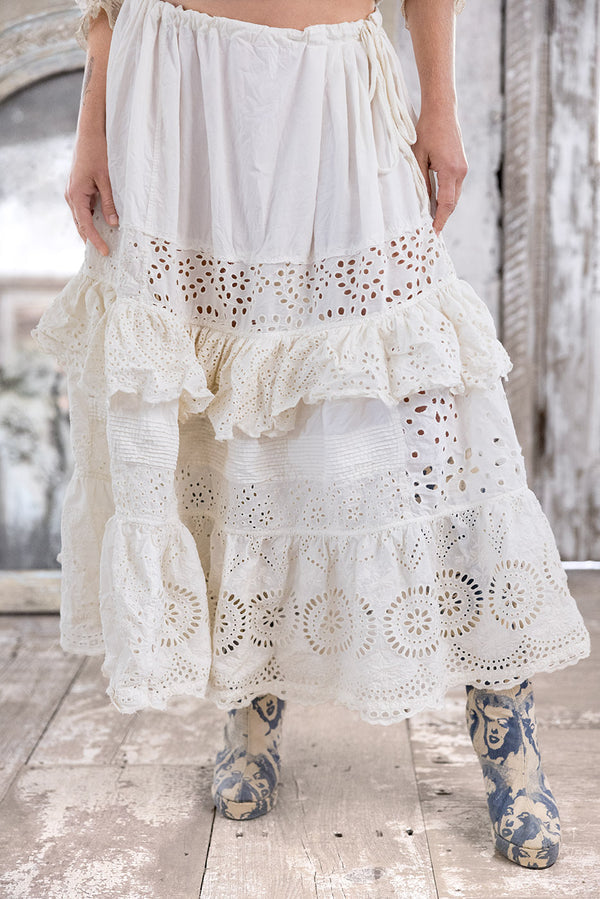 Magnolia Pearl Eyelet Pissarro Skirt 197 - True
