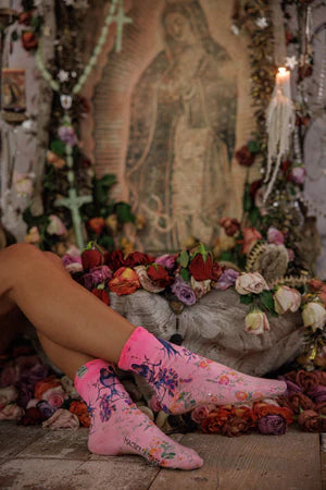 Magnolia Pearl TWO BIRDS MP SOCKS 132 - Valentine Pink