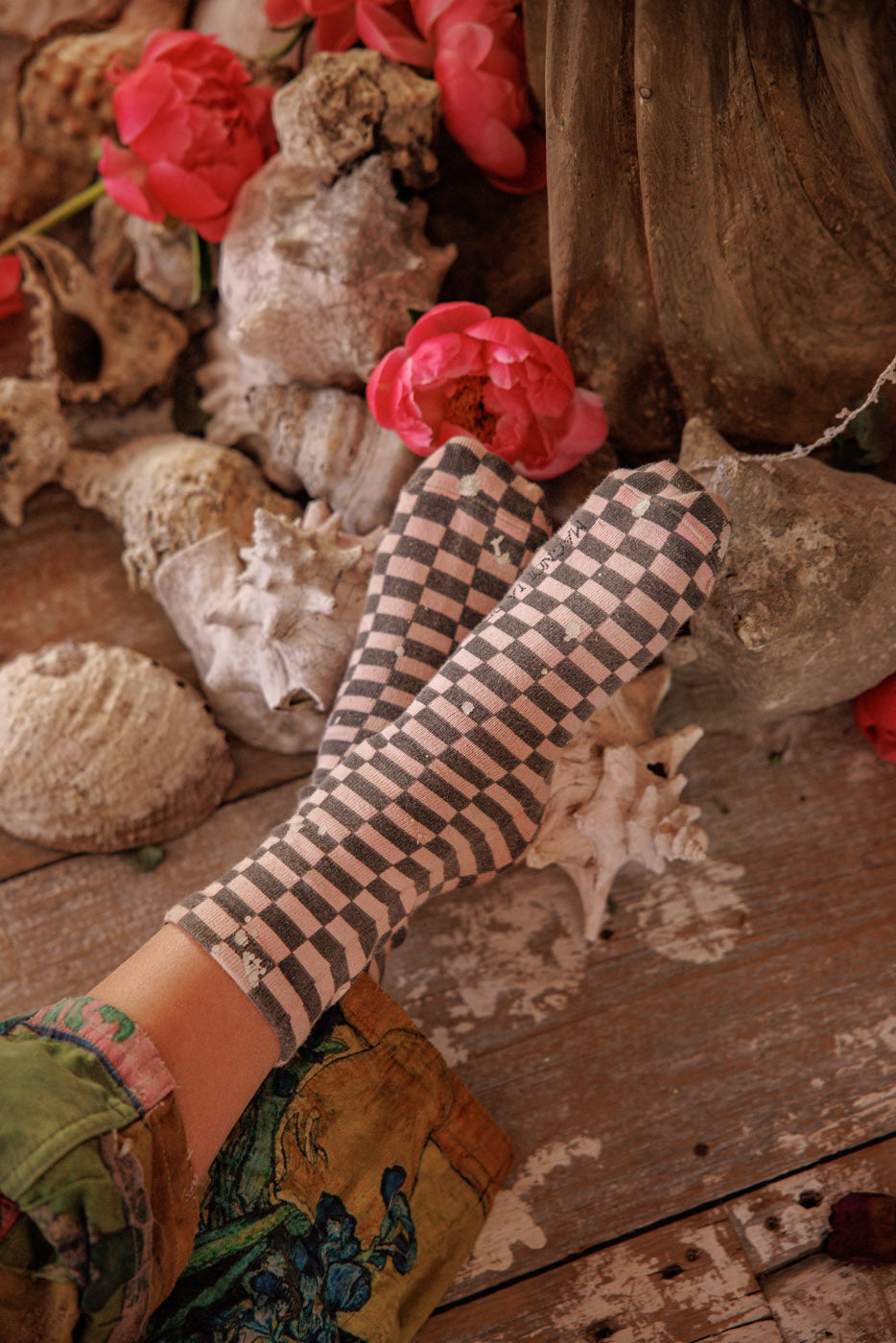 Magnolia Pearl Art Class MP Socks 164 - Girlfriend