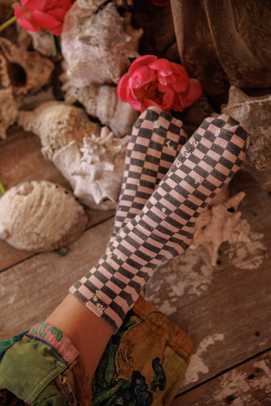 Magnolia Pearl Art Class MP Socks 164 - Girlfriend