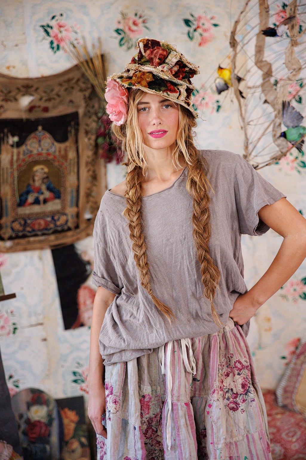 Magnolia Pearl Boyfriend Tee 1031 - Moss Gray