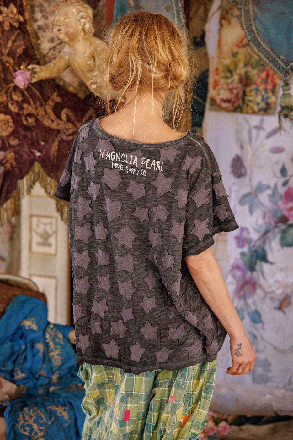 Magnolia Pearl Little Star Appliqué Tee 1991 - Twilight