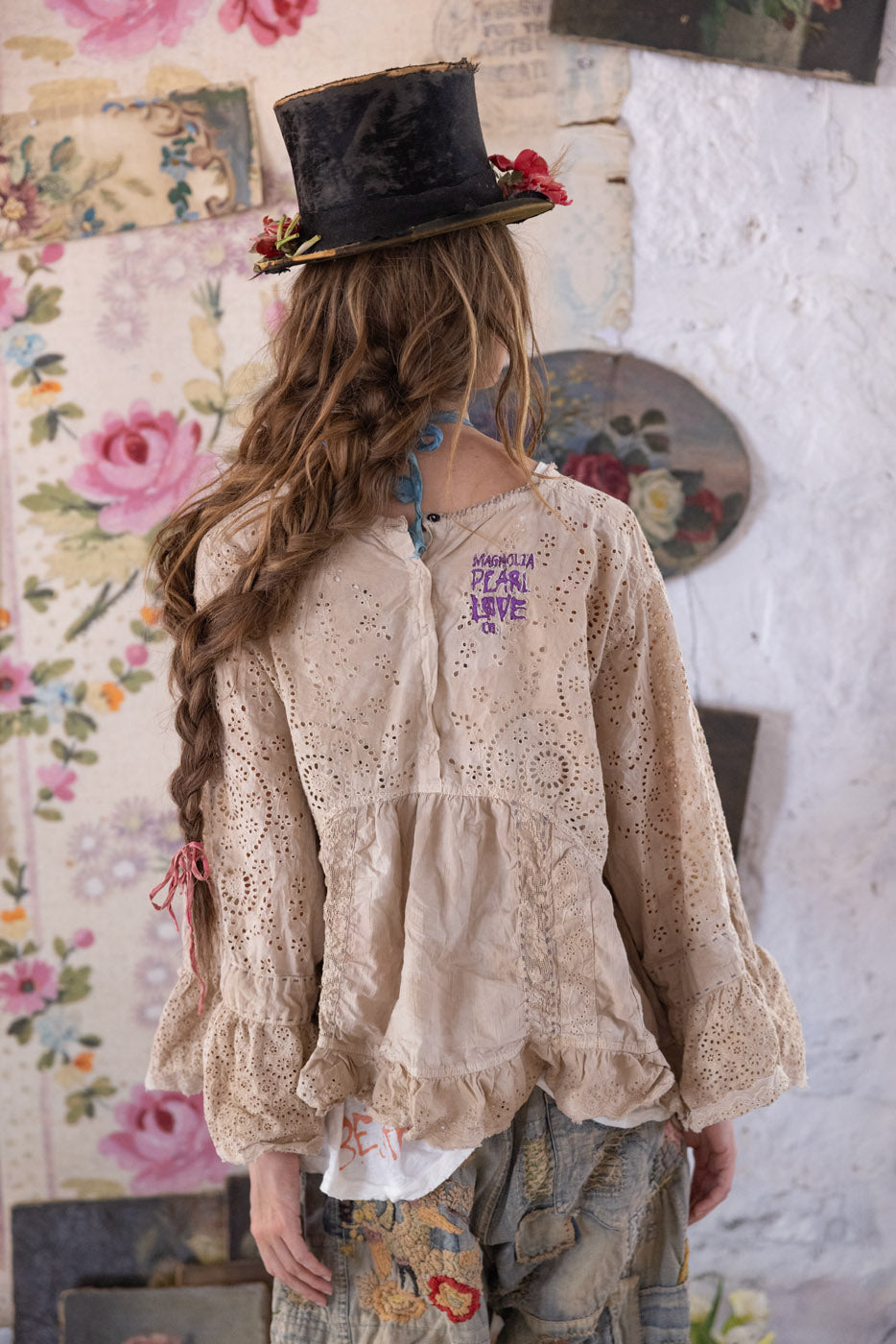 Magnolia Pearl Eyelet Dea Blouse 2212 - Swan