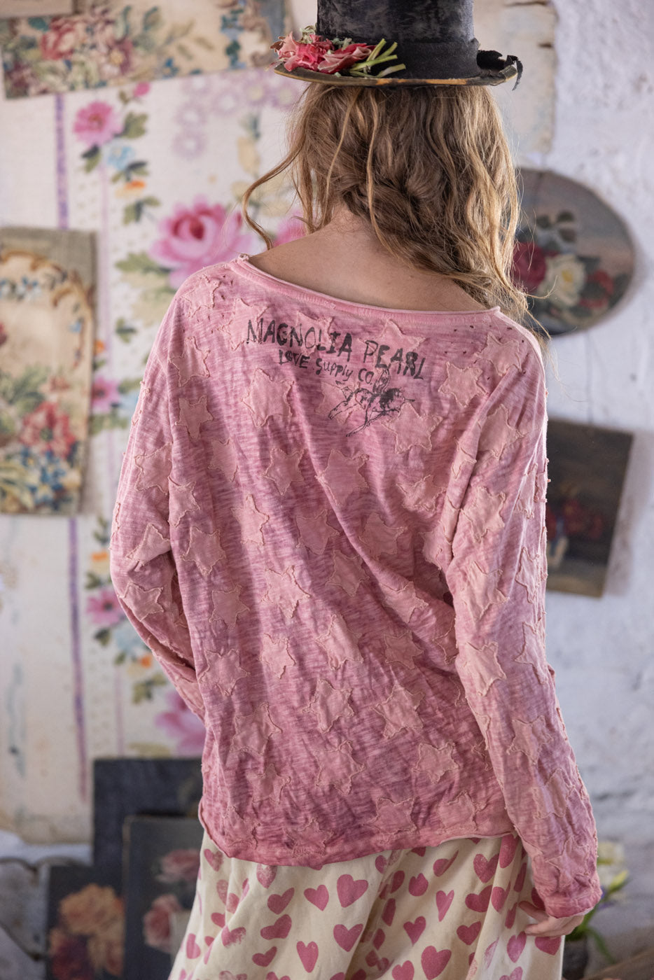 Magnolia Pearl Star Appliqué Viggo Tee 2328 - Counting Stars