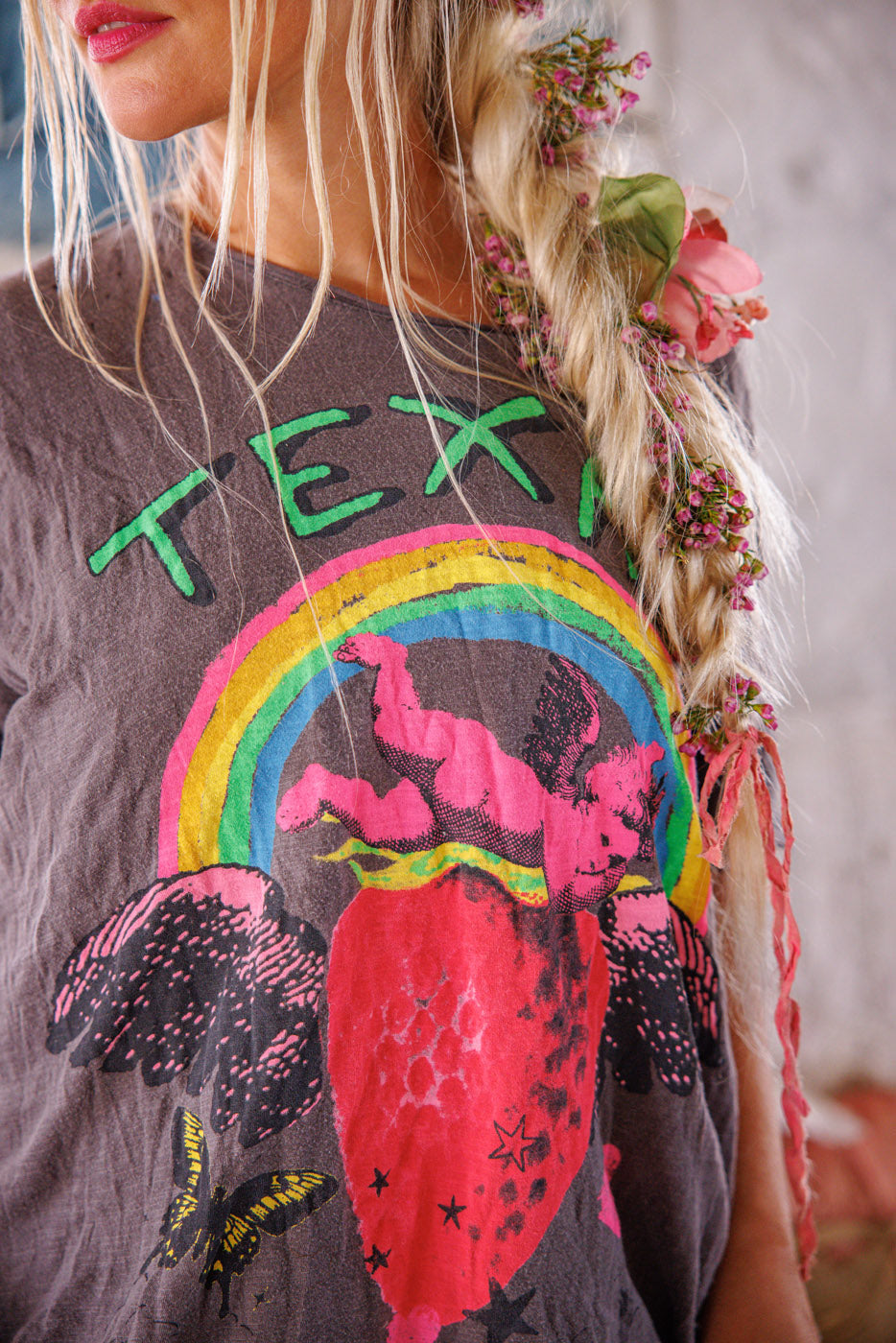 Magnolia Pearl Texas Is For Lovers Tee 2374 - Ozzy