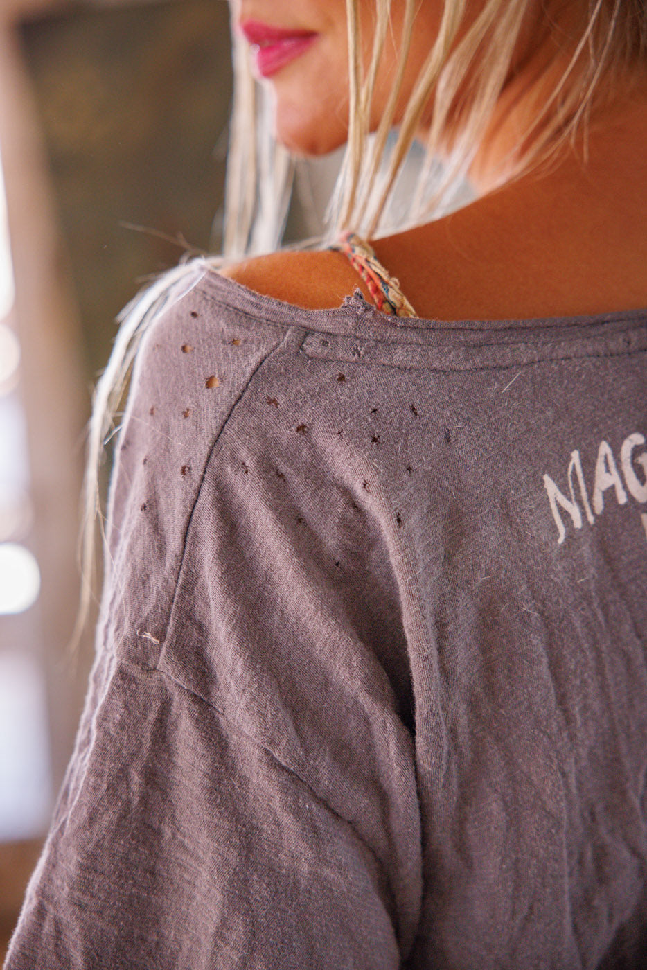 Magnolia Pearl Texas Is For Lovers Tee 2374 - Ozzy