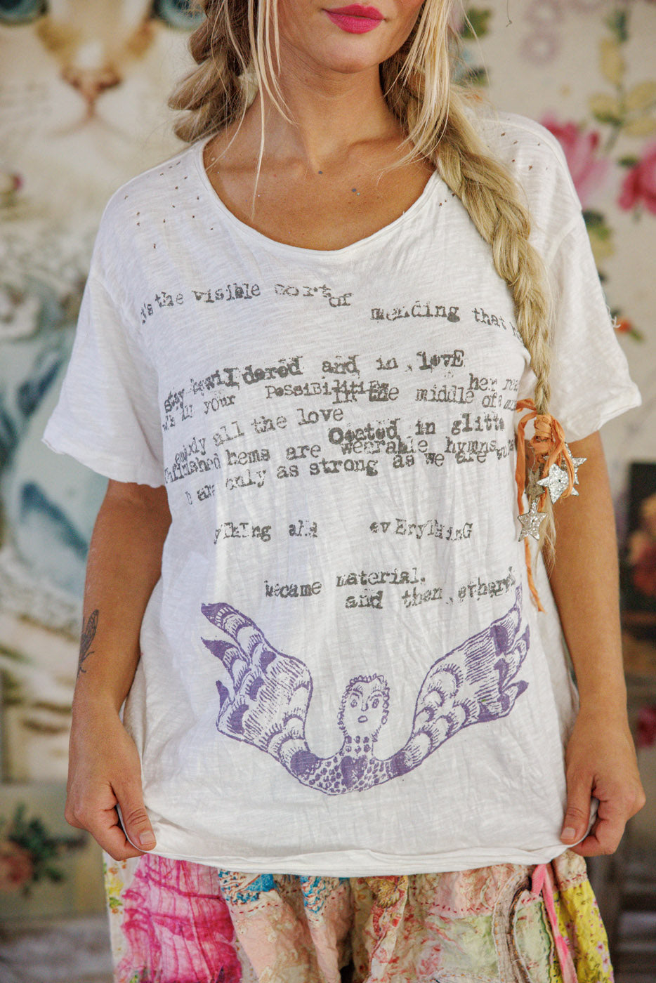 Magnolia Pearl Stay Bewildered Tee 2403 - True