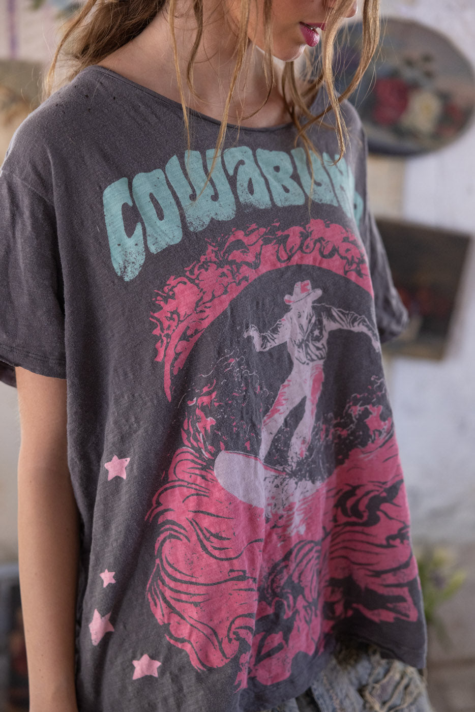 Magnolia Pearl My Spurs Cowabunga Tee 2435 - Ozzy
