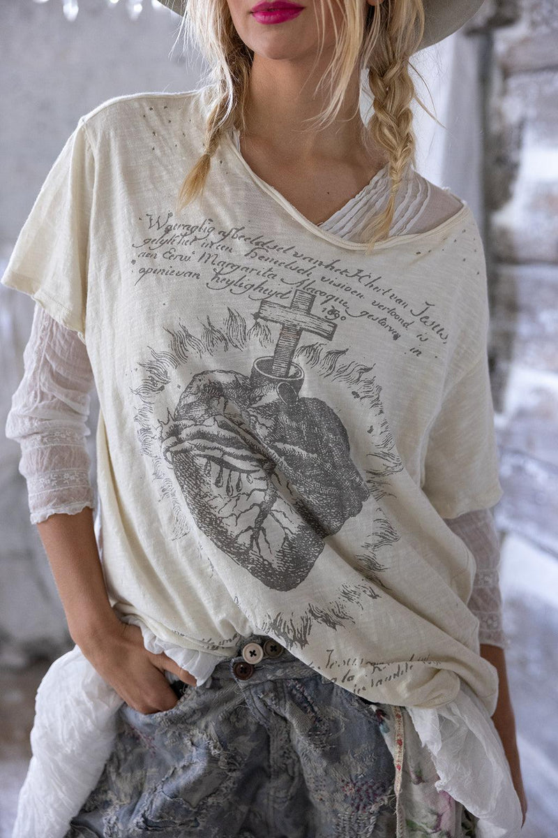 Magnolia Pearl Faithful Heart Tee 947 - Moonlight