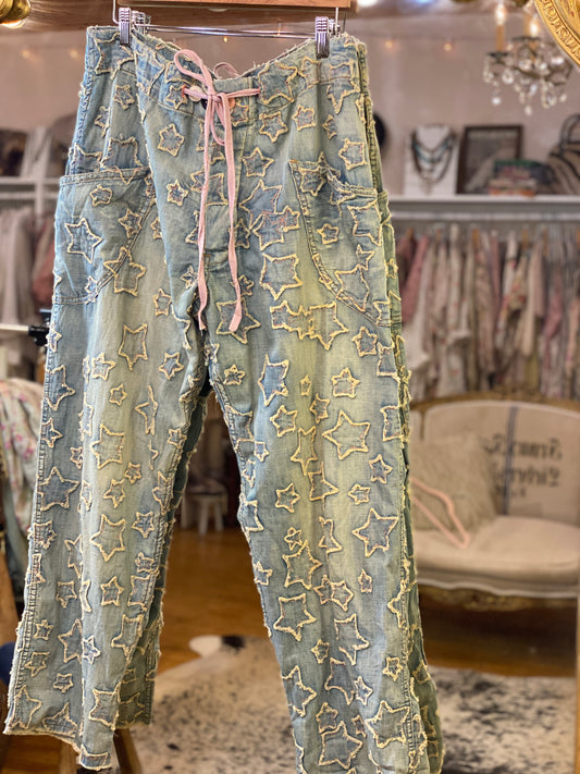 Magnolia Pearl O'Keefe Denims with Stars Appliqué in Washed Indigo