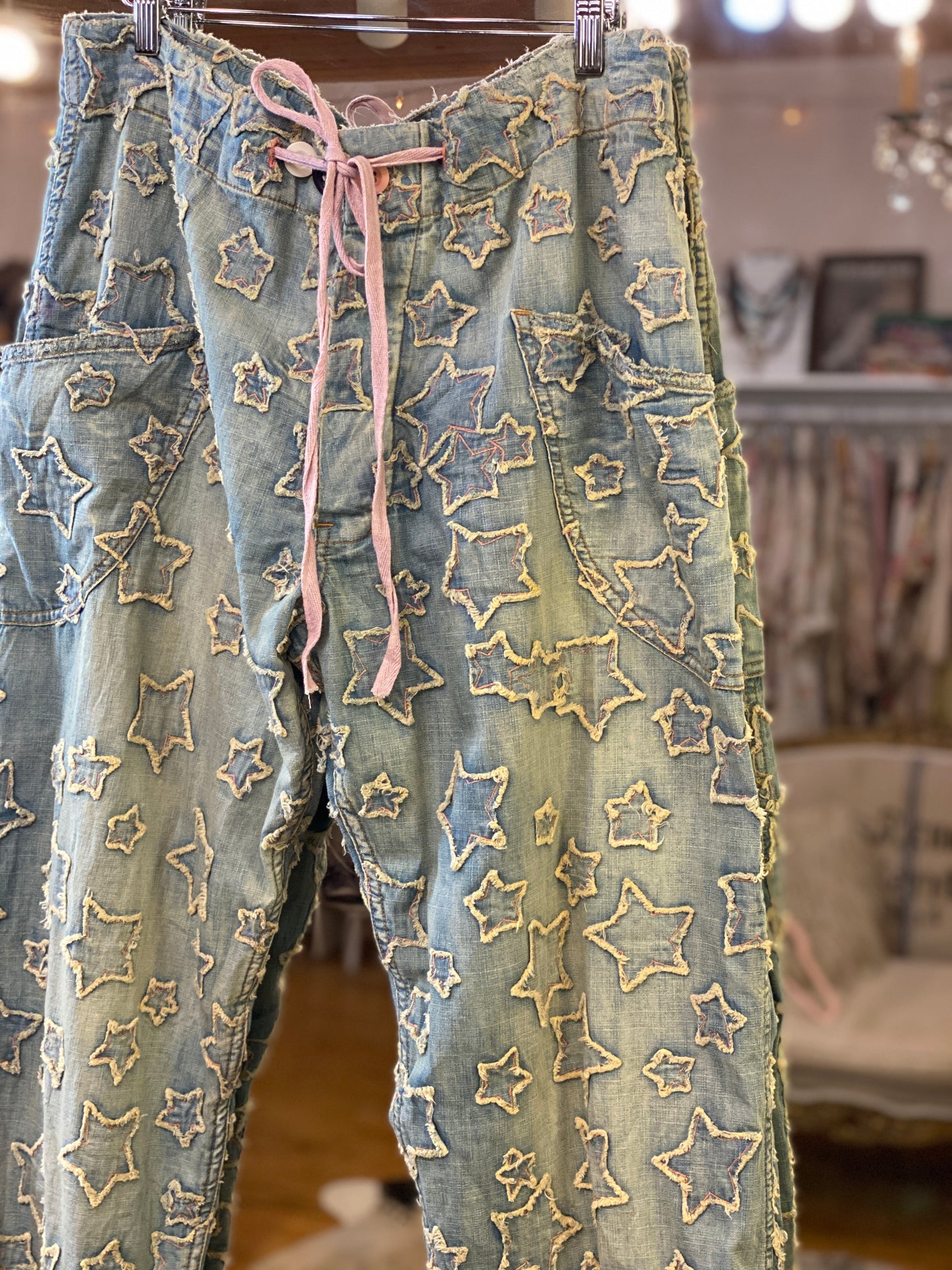 Magnolia Pearl O'Keefe Denims with Stars Appliqué in Washed Indigo