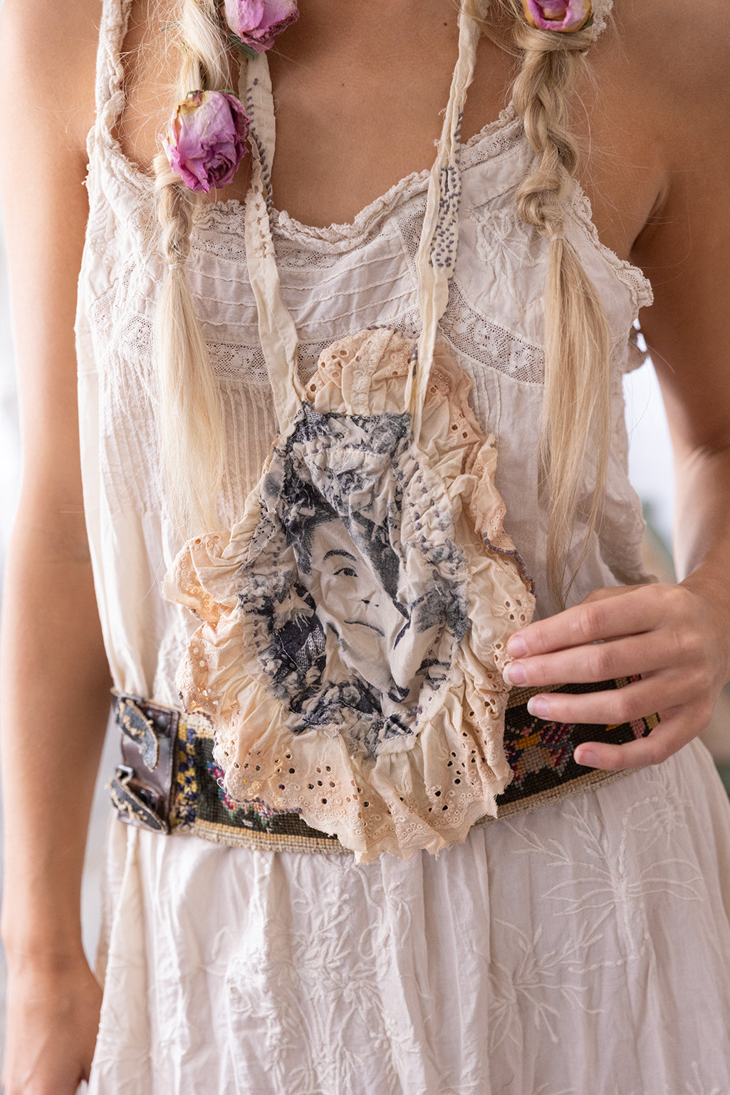 Magnolia Pearl Frida Tehuana Jabot 155 - Swan