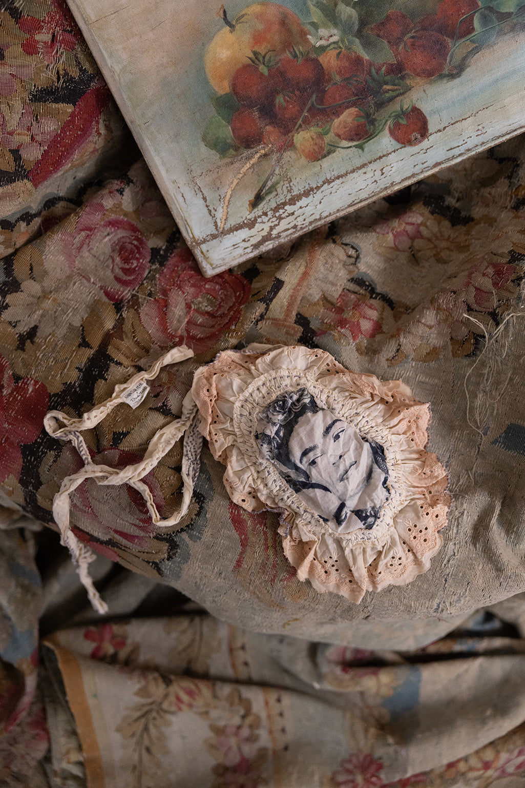 Magnolia Pearl Frida Tehuana Jabot 155 - Swan