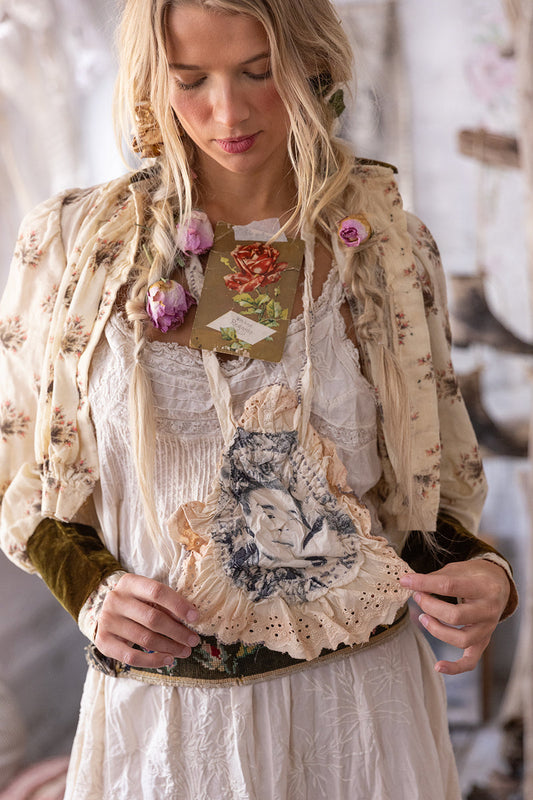 Magnolia Pearl Frida Tehuana Jabot 155 - Swan