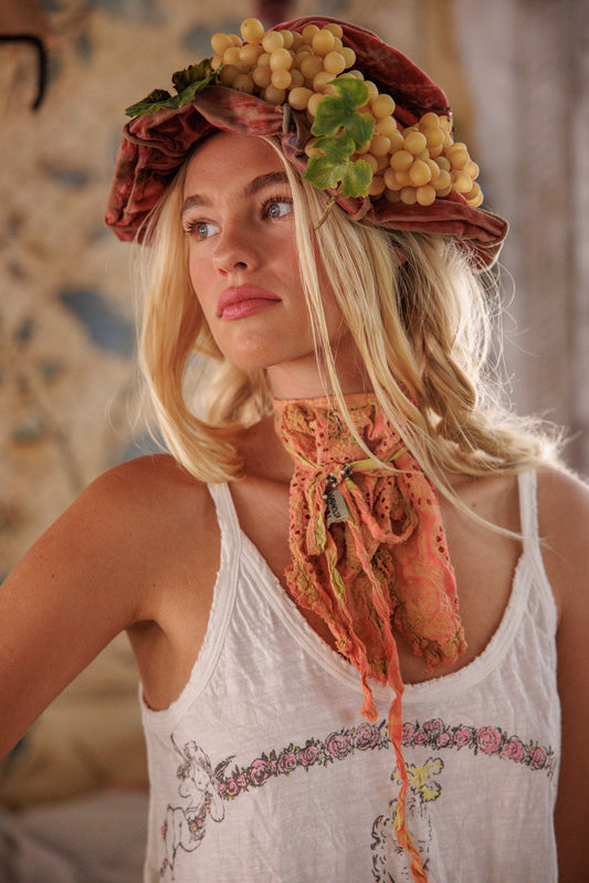 Magnolia Pearl Embroidered Fairen Jabot 196 - Orange Poppy