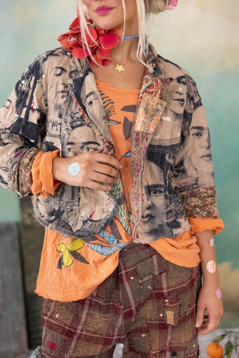 Magnolia Pearl Faces of Frida Kelley Jacket 1185 - Artist Shoot