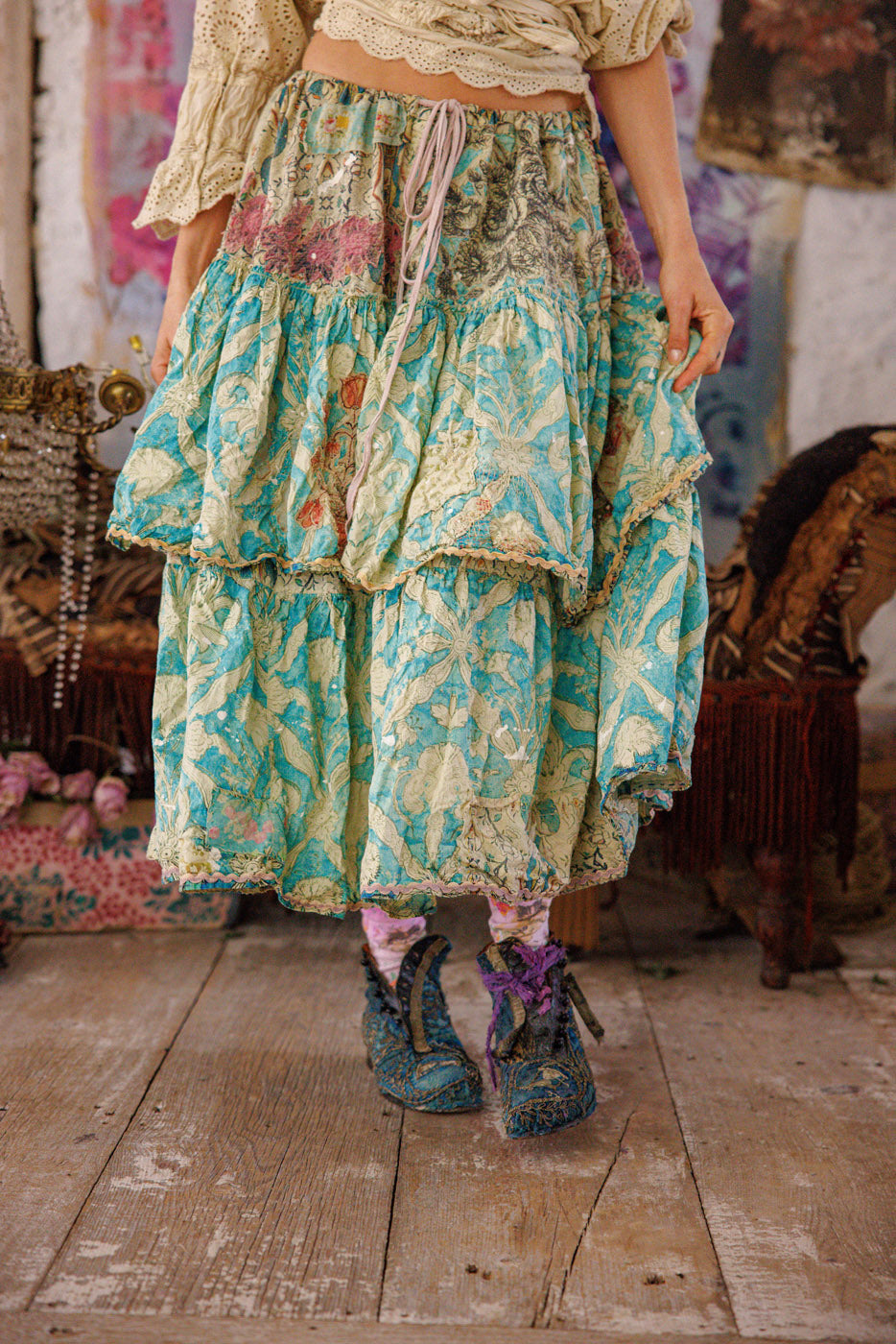 Magnolia Pearl Layered Lucca Skirt 226 - Kendari