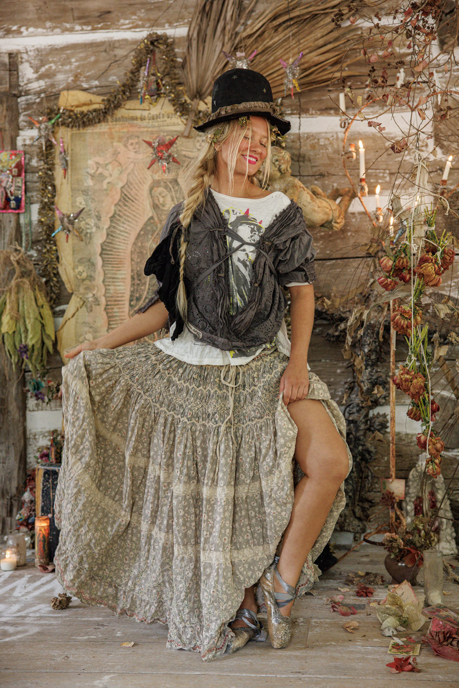 Magnolia Pearl Floral Chrystal Skirt 242 - Gypsophila
