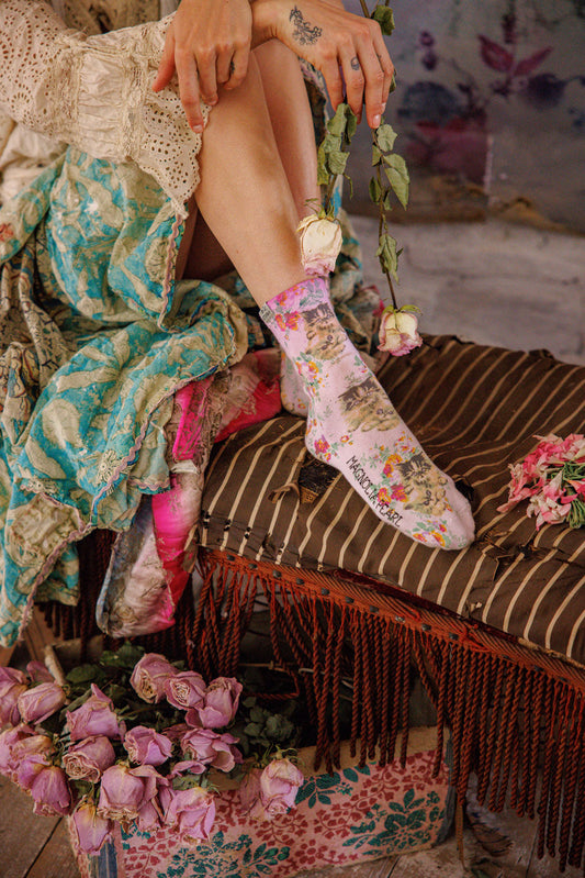 Magnolia Pearl Shadow and Boo MP Socks 119 - Thistle