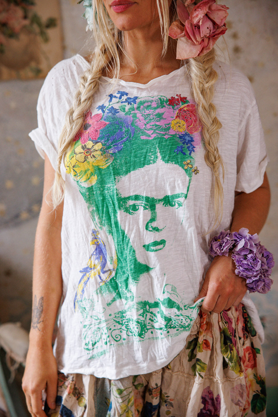 Magnolia Pearl Frida Amarillito Pajarito Tee 2312 - True