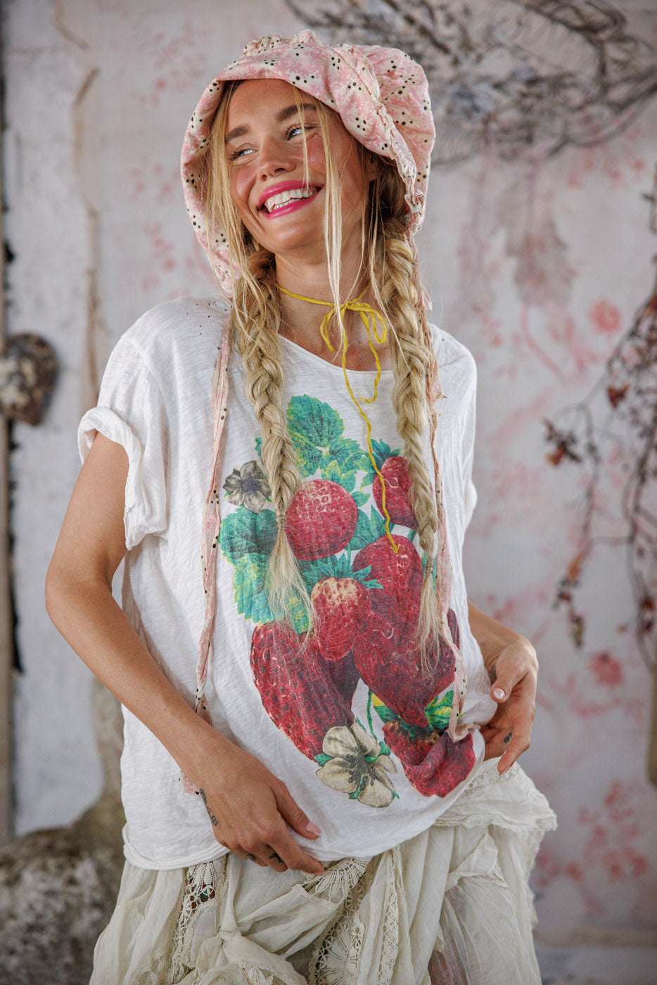 Magnolia Pearl Strawberry Blooms Tee 2361 - True