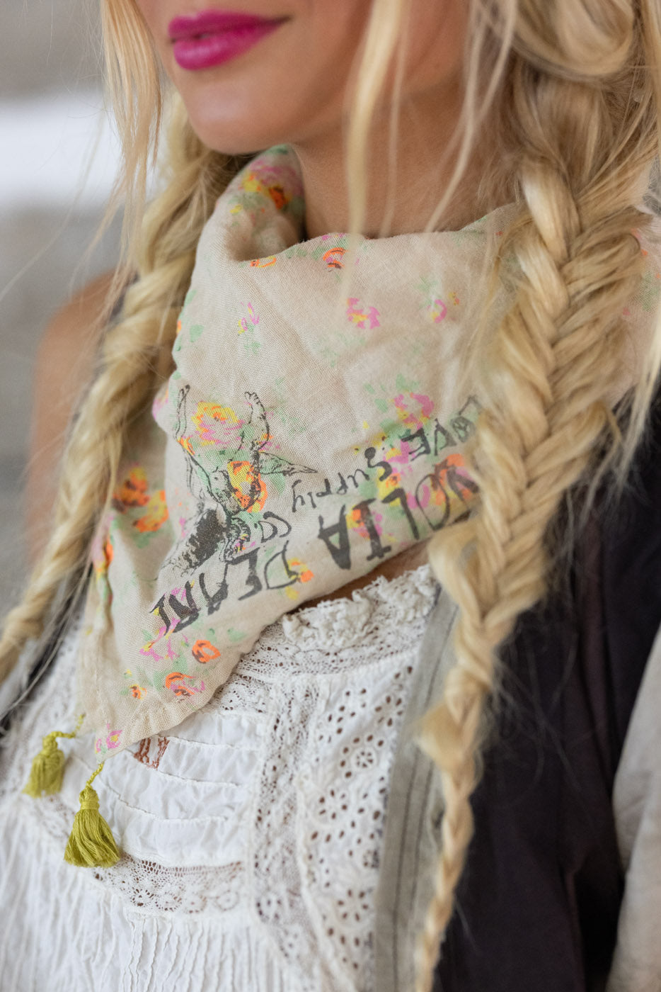 Magnolia Pearl MP Floral Neon Scarf 150 Isla